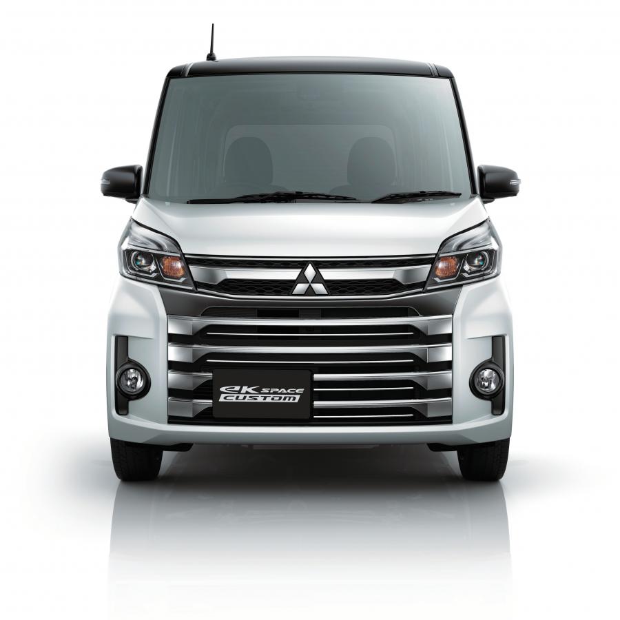  Mitsubishi eK Space Custom 2016 года  (фото 7 из 10)